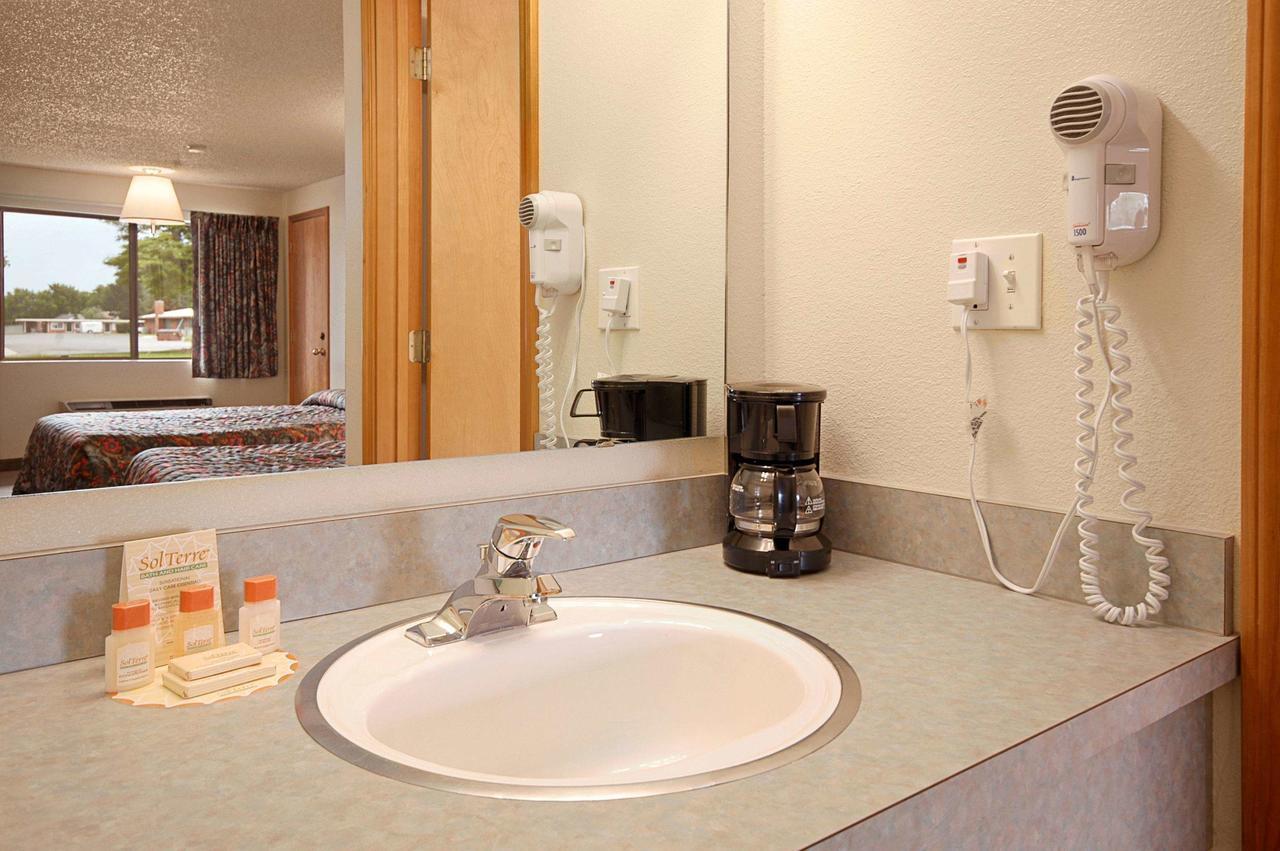 Days Inn By Wyndham Richland Bilik gambar